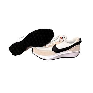 Nike Women's Waffle Debut Shoes Sneaker, Sanddrift/Black-Phantom-White, 8.5